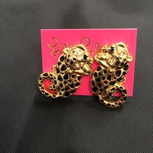 BNWT Lilly Pulitzer GWP Earrings